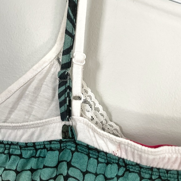 Almost Famous blue ombré fancy tank top. Juniors Size M. - Picture 5 of 9